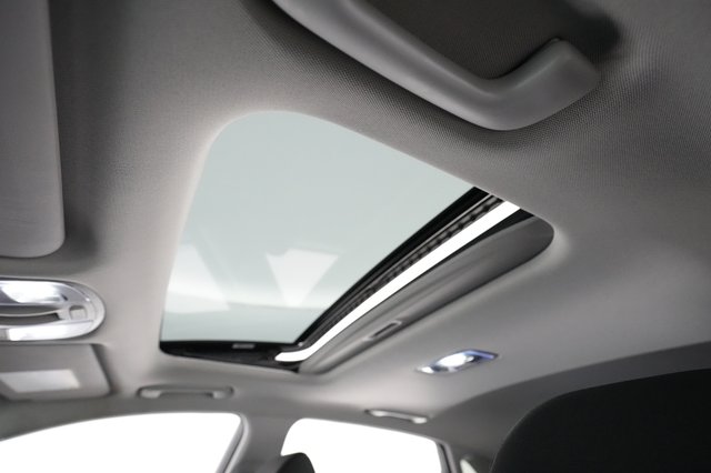 2023 Hyundai Kona — photo 22 of 27