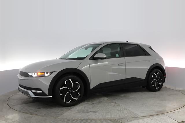 2023 Hyundai IONIQ 5 — photo 10 of 22