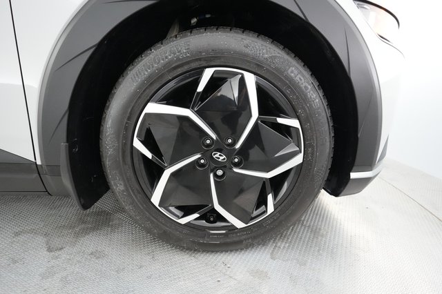 2023 Hyundai IONIQ 5 — photo 13 of 22