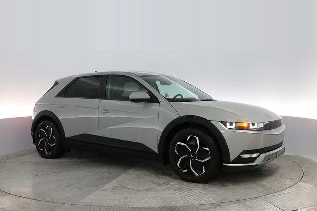 2023 Hyundai IONIQ 5 — photo 7 of 22