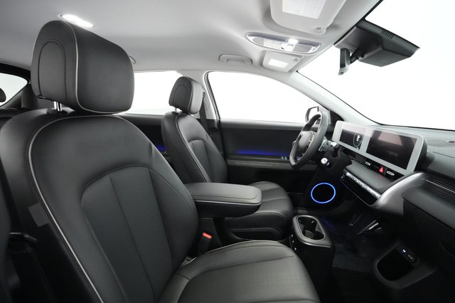 2023 Hyundai IONIQ 5 — photo 17 of 22