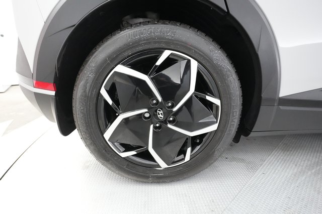 2023 Hyundai IONIQ 5 — photo 14 of 22