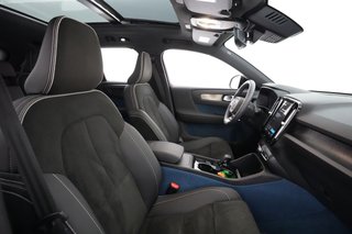 2023 Volvo XC40 Recharge — photo 16 of 31
