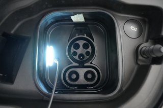 2023 Volvo XC40 Recharge — photo 18 of 31