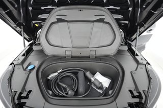 2023 Volvo XC40 Recharge — photo 19 of 31