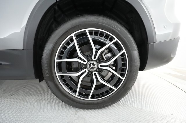 2023 Mercedes-Benz EQB — photo 14 of 25