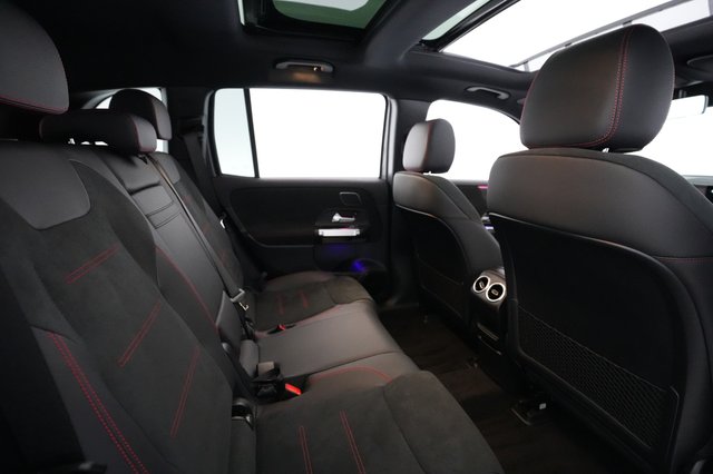 2023 Mercedes-Benz EQB — photo 20 of 25
