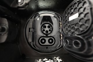 2023 Mercedes-Benz EQB — photo 23 of 25