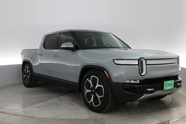2022 Rivian R1T — photo 7 of 31