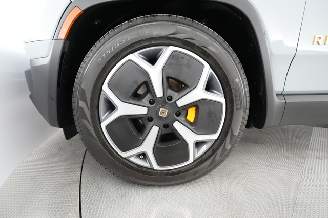 2022 Rivian R1T