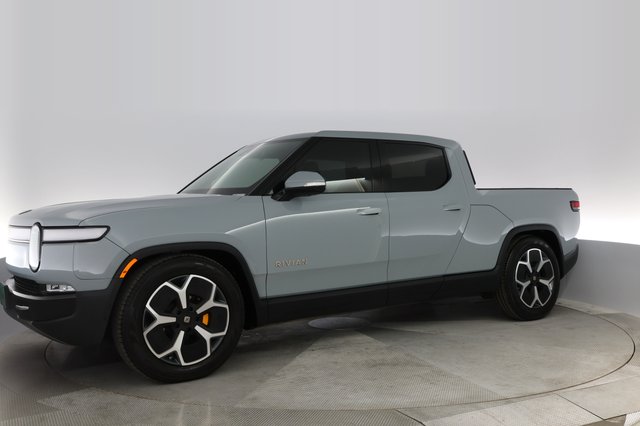 2022 Rivian R1T — photo 12 of 31