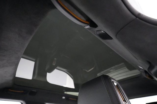 2022 Rivian R1T — photo 24 of 31