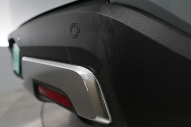 2022 Rivian R1T — photo 27 of 31