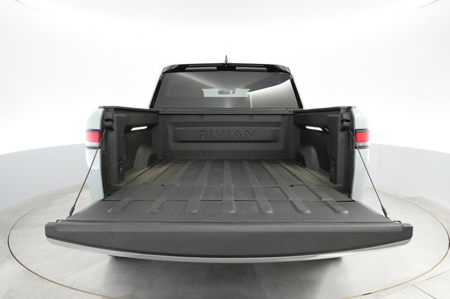 2022 Rivian R1T — photo 21 of 31