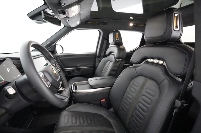 2022 Rivian R1T