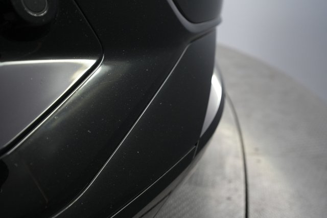 2022 Audi e-tron — photo 26 of 46