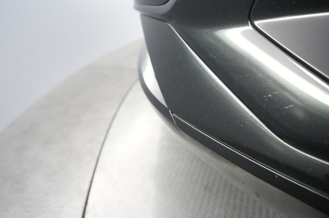 2022 Audi e-tron — photo 23 of 46