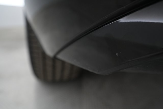 2022 Audi e-tron — photo 32 of 46