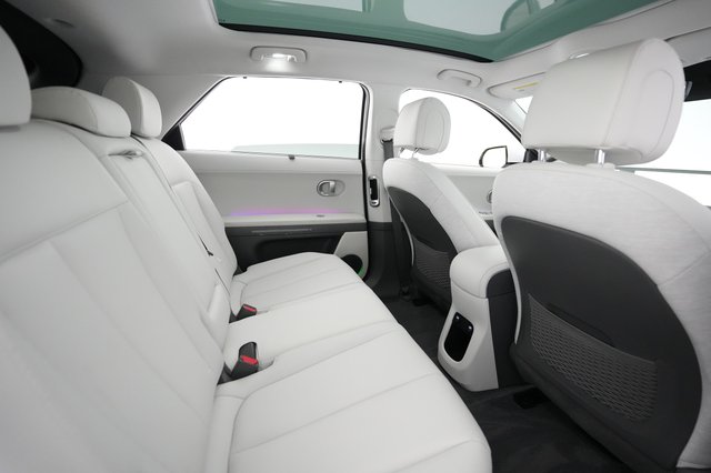 2023 Hyundai IONIQ 5 — photo 4 of 29
