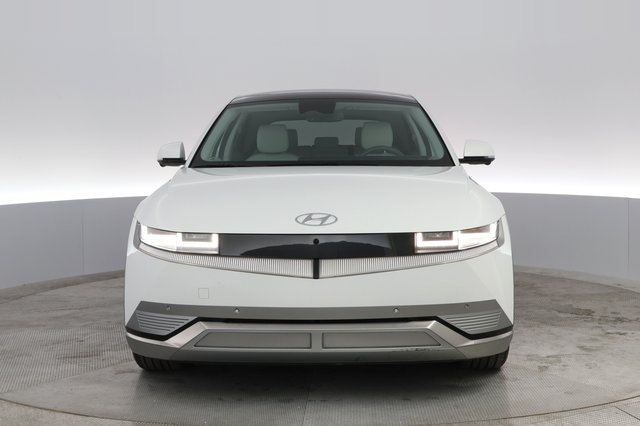 2023 Hyundai IONIQ 5 — photo 6 of 29