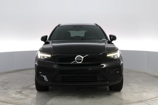 2023 Volvo XC40 Recharge — photo 5 of 28