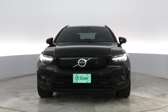 2021 Volvo XC40 Recharge — photo 5 of 35