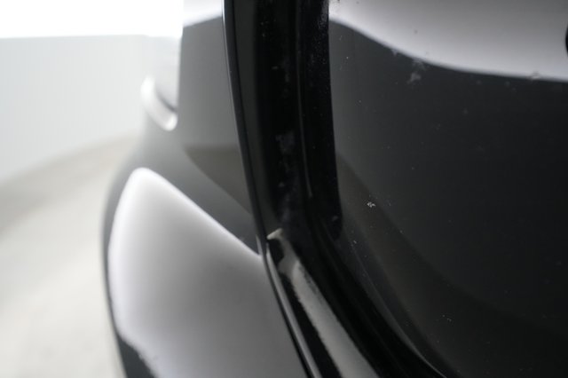 2021 Volvo XC40 Recharge — photo 22 of 35