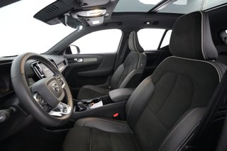 2021 Volvo XC40 Recharge — photo 15 of 35