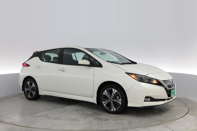 2021 Nissan LEAF — photo 7 of 35
