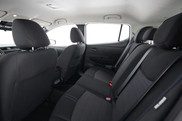 2021 Nissan LEAF