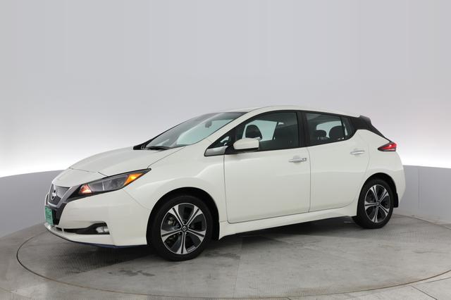 2021 Nissan LEAF — photo 10 of 35