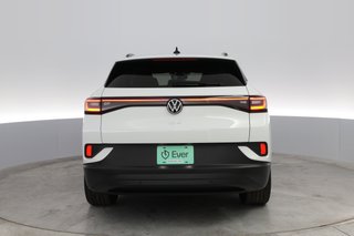 2023 Volkswagen ID.4 — photo 8 of 31