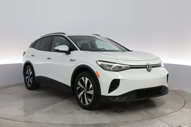 2023 Volkswagen ID.4 — photo 6 of 31