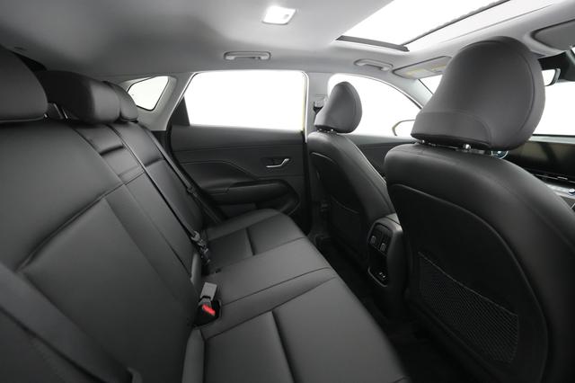 2024 Hyundai Kona — photo 3 of 21