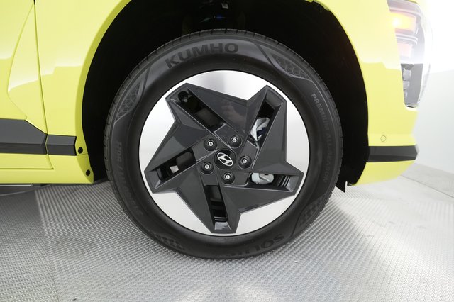 2024 Hyundai Kona — photo 13 of 21