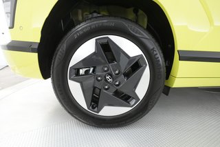 2024 Hyundai Kona — photo 14 of 21
