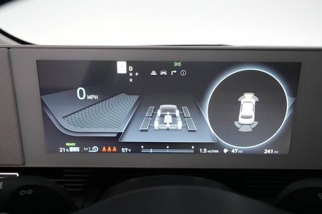 2024 Hyundai IONIQ 5 — photo 4 of 22