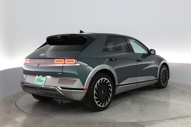 2024 Hyundai IONIQ 5 — photo 2 of 22