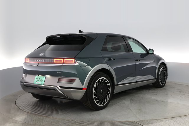 2024 Hyundai IONIQ 5 — photo 2 of 22