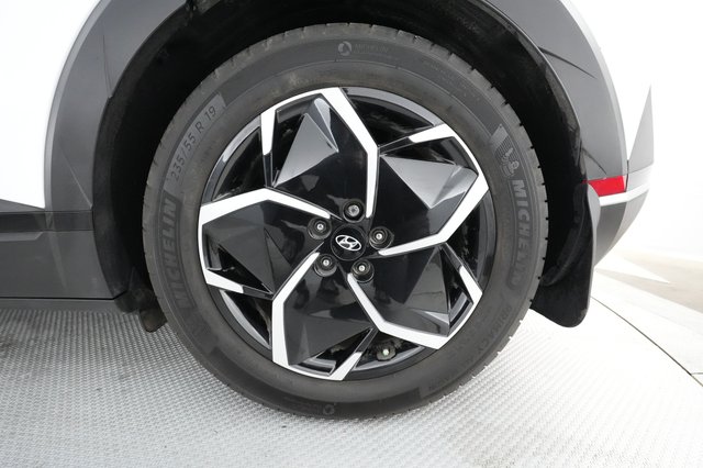 2022 Hyundai IONIQ 5 — photo 12 of 28