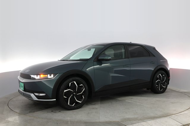2023 Hyundai IONIQ 5 — photo 10 of 33