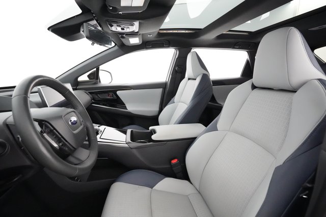 2023 Subaru Solterra — photo 15 of 37