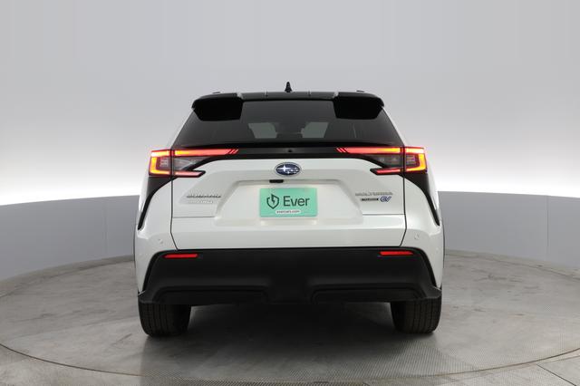 2023 Subaru Solterra — photo 8 of 37