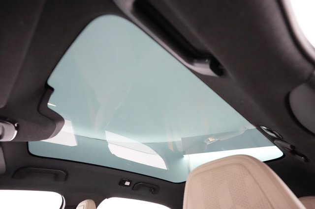 2022 Polestar 2 — photo 18 of 39