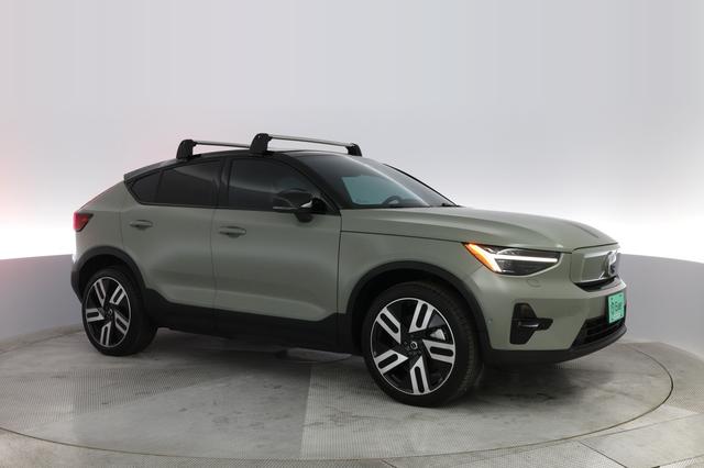 2023 Volvo C40 Recharge — photo 7 of 20