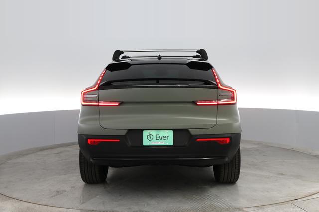 2023 Volvo C40 Recharge — photo 8 of 20
