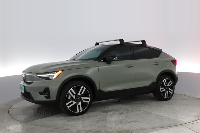 2023 Volvo C40 Recharge — photo 10 of 20