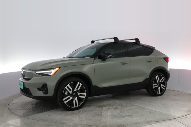 2023 Volvo C40 Recharge — photo 10 of 20