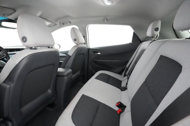 2020 Chevrolet Bolt — photo 16 of 37