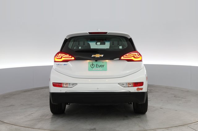 2020 Chevrolet Bolt — photo 8 of 37
